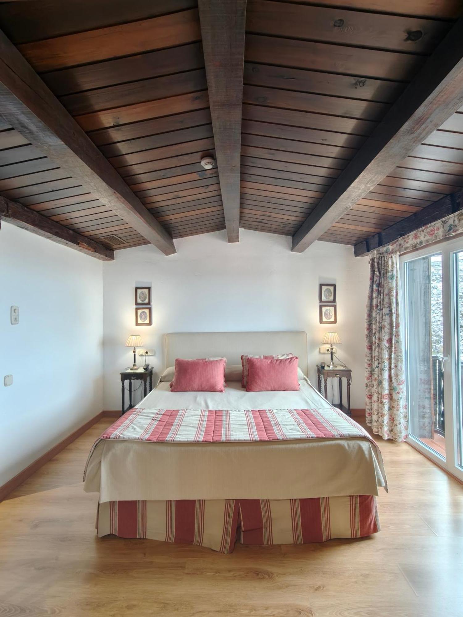 Hotel Kenia Nevada 4*