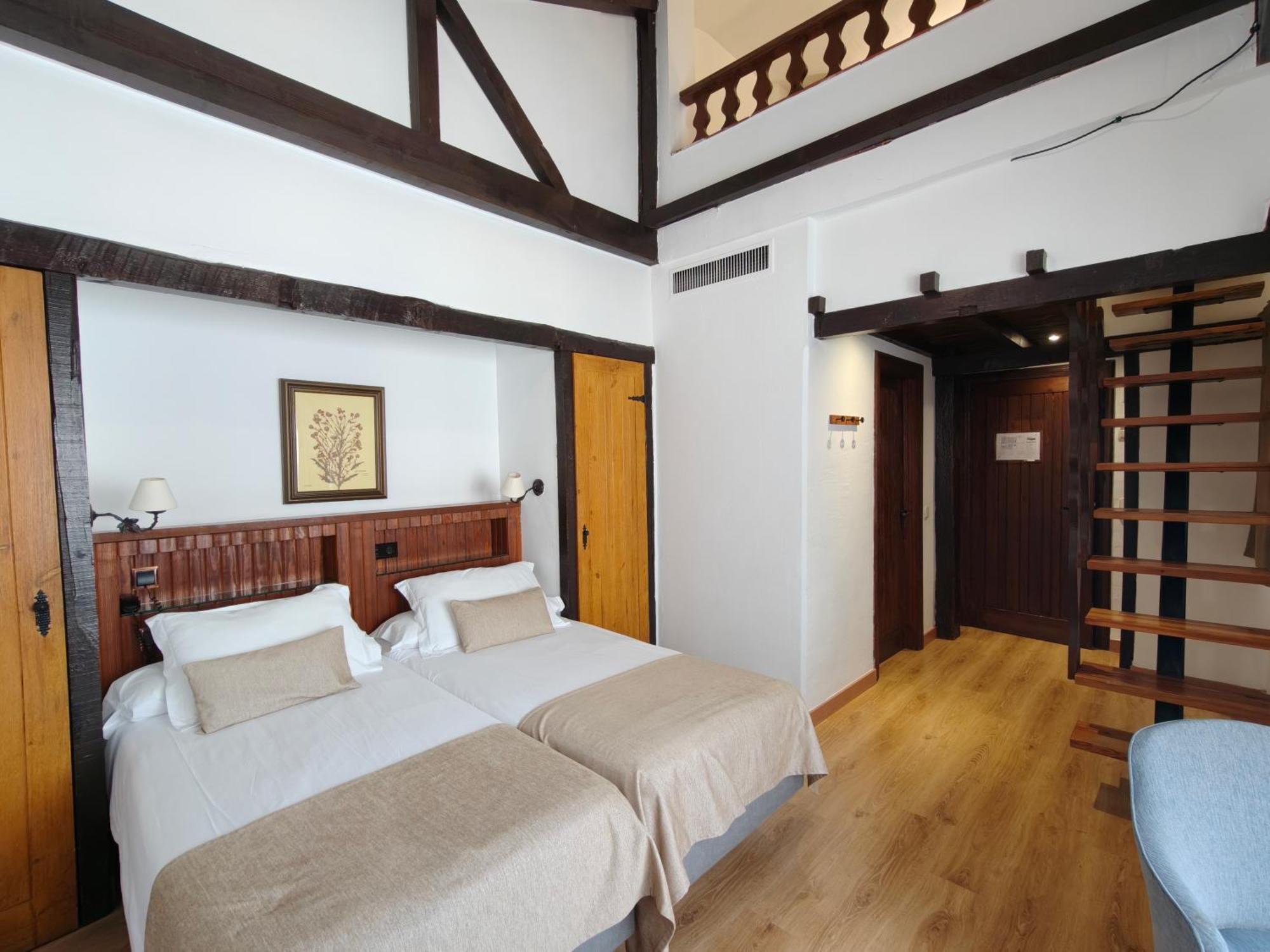 Hotel Kenia Nevada 4*